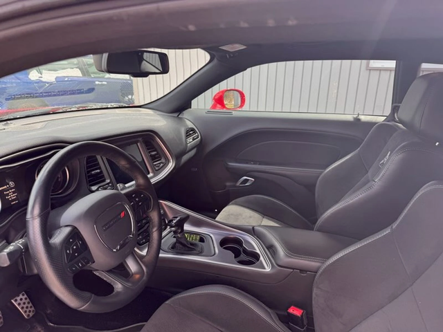 Dodge Challenger Scat Pack Shaker* 6.4 HEMI * АвтоКредит* ЦЕНА ДО Б - автомобили, коли, обяви за нови и употребявани 4