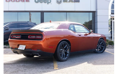 dodge-challenger - 4
