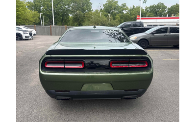 dodge-challenger-5-7l-8cyl-rwd - 3