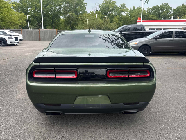 Dodge Challenger 5.7L 8cyl RWD - автомобили, коли, обяви за нови и употребявани 3
