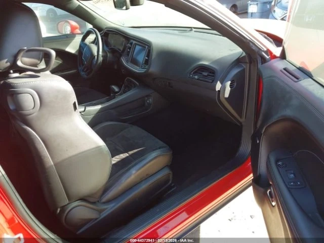 Dodge Challenger GT RWD - автомобили, коли, обяви за нови и употребявани 9