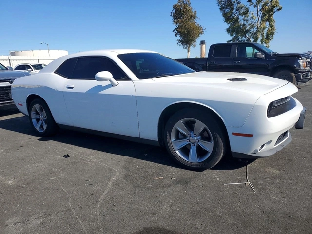 Dodge Challenger SXT* RWD* AUTOMAT* СЕРВИЗНА ИСТОРИЯ - автомобили, коли, обяви за нови и употребявани 3