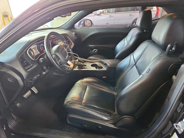 Dodge Challenger SXT PLUS* ОБДУХВАНЕ* ПОДГРЕВ* КОЖА* СЕРВИЗНА ИСТОР - автомобили, коли, обяви за нови и употребявани 6