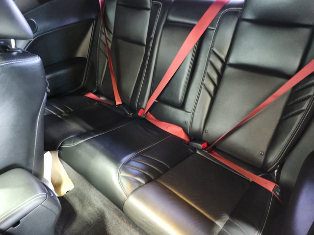 Dodge Challenger 6.2L 8cyl Rear Wheel Drive - автомобили, коли, обяви за нови и употребявани 11