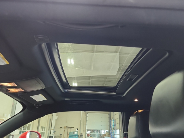 Dodge Challenger 6.2L 8cyl Rear Wheel Drive - автомобили, коли, обяви за нови и употребявани 12