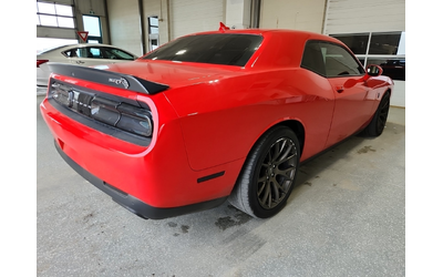 dodge-challenger-6-2l-8cyl-rear-wheel-drive - 2