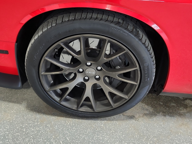Dodge Challenger 6.2L 8cyl Rear Wheel Drive - автомобили, коли, обяви за нови и употребявани 5