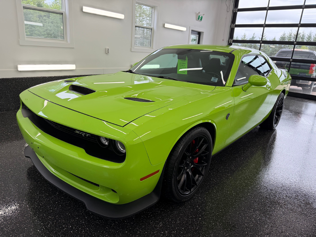 Dodge Challenger 6.2L 8cyl RWD - автомобили, коли, обяви за нови и употребявани 0