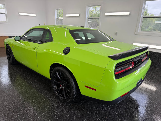 Dodge Challenger 6.2L 8cyl RWD - автомобили, коли, обяви за нови и употребявани 1