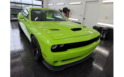 dodge-challenger-6-2l-8cyl-rwd - 5