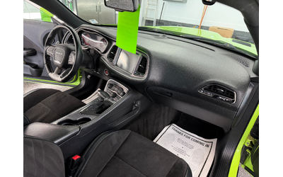 Dodge Challenger 6.2L 8cyl RWD - автомобили, коли, обяви за нови и употребявани 6