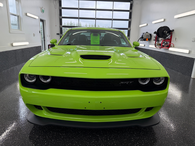 Dodge Challenger 6.2L 8cyl RWD - автомобили, коли, обяви за нови и употребявани 9