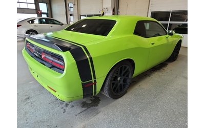 dodge-challenger-6-4l-8cyl-rear-wheel-drive - 2