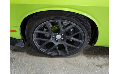 dodge-challenger-6-4l-8cyl-rear-wheel-drive - 5