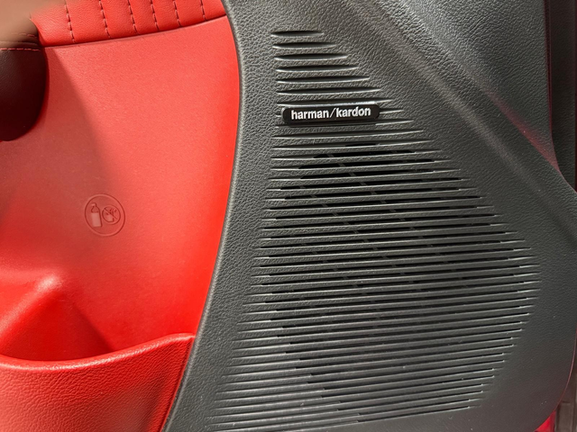 Dodge Challenger 6.4L 8cyl RWD - автомобили, коли, обяви за нови и употребявани 10