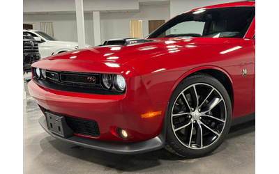 Dodge Challenger 6.4L 8cyl RWD - автомобили, коли, обяви за нови и употребявани 9
