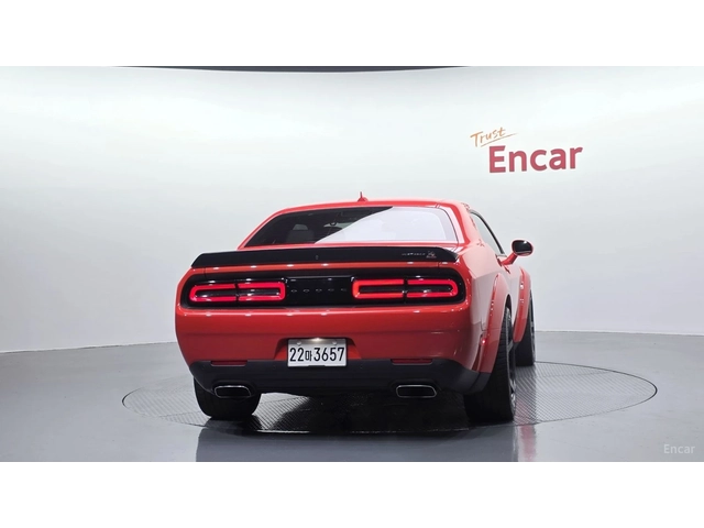 Dodge Challenger R/T Scat Pack 6.4 - автомобили, коли, обяви за нови и употребявани 3