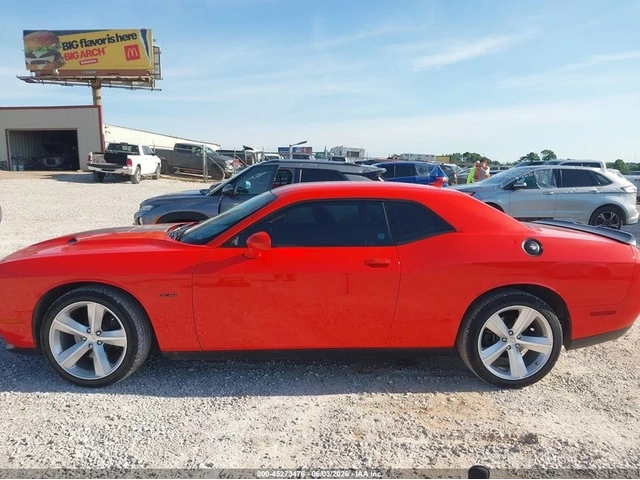 Dodge Challenger * R/T* KEYLESS* Camera* ПОДГРЕВ* - автомобили, коли, обяви за нови и употребявани 3