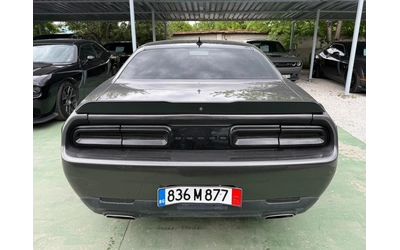 dodge-challenger - 4