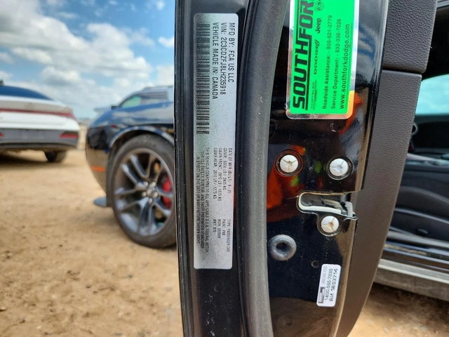 Dodge Challenger 6.4 R/T Scat Pack - автомобили, коли, обяви за нови и употребявани 11