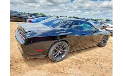 dodge-challenger - 2
