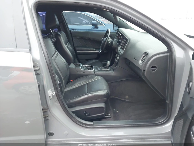 Dodge Charger R/T / 5.7 / ОБДУХВАНЕ / ПОДГРЕВИ - автомобили, коли, обяви за нови и употребявани 6