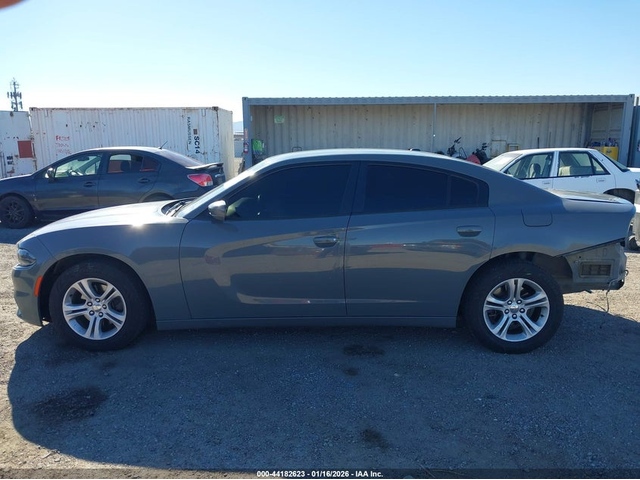 Dodge Charger 3.6L V-6 DOHC, VVT, 292HP Rear Wheel Drive - автомобили, коли, обяви за нови и употребявани 14
