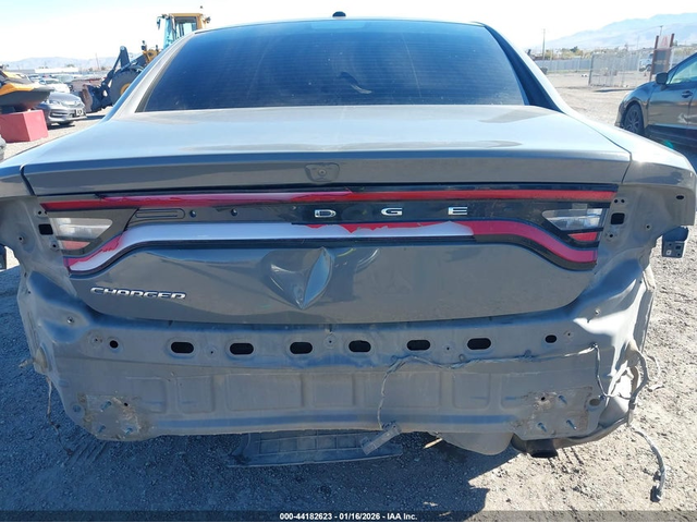Dodge Charger 3.6L V-6 DOHC, VVT, 292HP Rear Wheel Drive - автомобили, коли, обяви за нови и употребявани 5