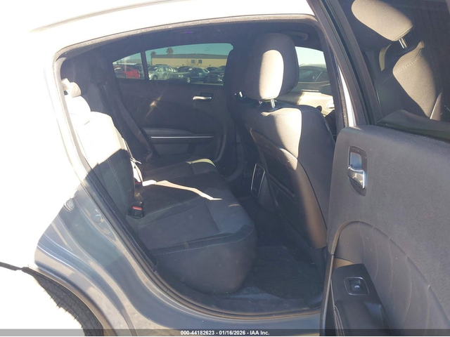 Dodge Charger 3.6L V-6 DOHC, VVT, 292HP Rear Wheel Drive - автомобили, коли, обяви за нови и употребявани 7