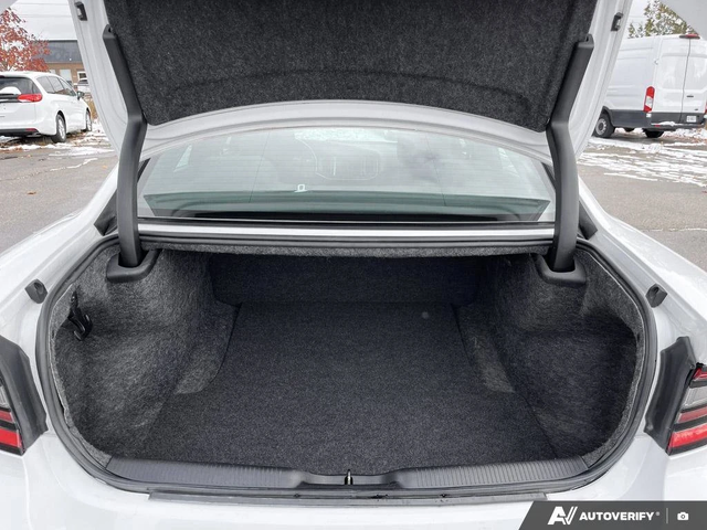 Dodge Charger R/T RWD Авто Кредит (ЦЕНА ДО БГ) - автомобили, коли, обяви за нови и употребявани 9