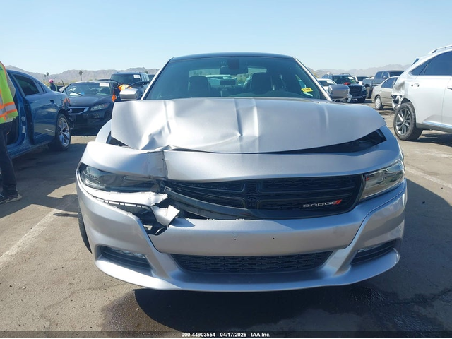 Dodge Charger 5.7L V-8 370HP Rear Wheel Drive - автомобили, коли, обяви за нови и употребявани 11
