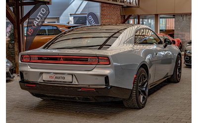 dodge-charger-daytona-ev-r-t-stage1-awd-hud-obduhvane-kamera-360 - 5