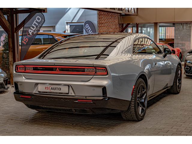 Dodge Charger Daytona EV R/T Stage1/AWD/HuD/Обдухване/Камера 360/ - автомобили, коли, обяви за нови и употребявани 5