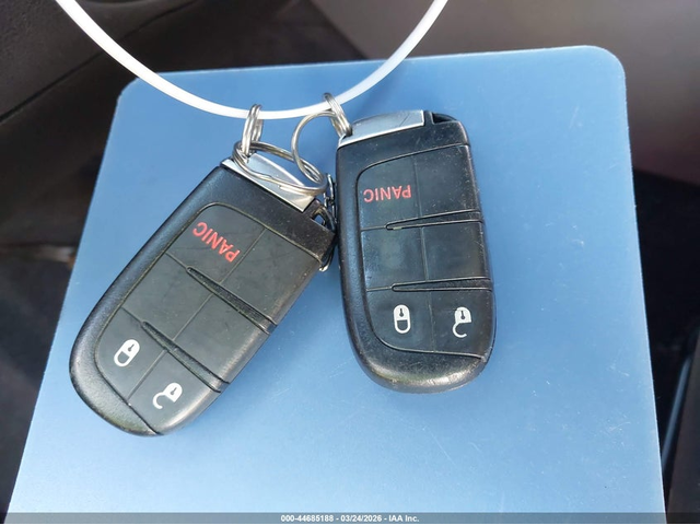 Dodge Durango 3.6L V-6 DOHC, VVT, 290HP 4X2 Drive - автомобили, коли, обяви за нови и употребявани 10