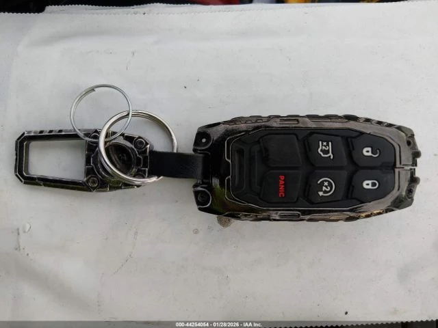 Dodge Durango R/T - автомобили, коли, обяви за нови и употребявани 10