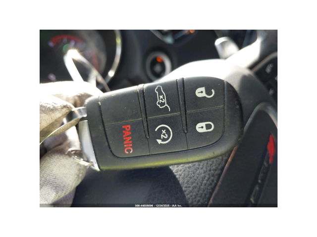 Dodge Durango * R/T* 5.7* V8* KEYLESS* ПОДГРЕВ* - автомобили, коли, обяви за нови и употребявани 9