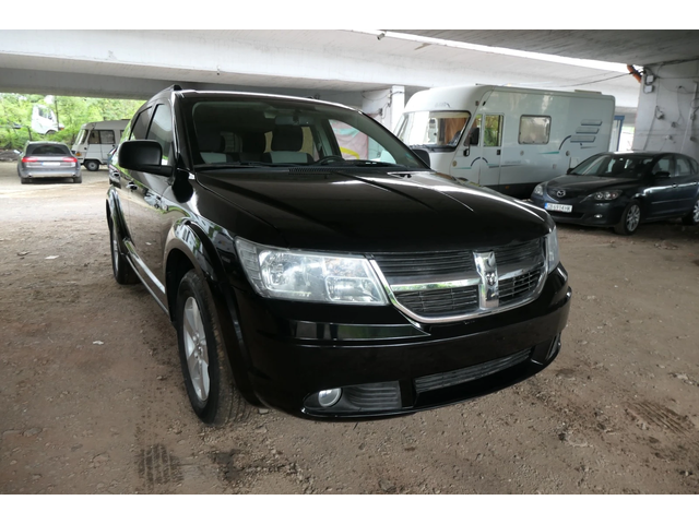Dodge Journey 2.0CRD АВТОМАТИК SXT АВТОПИЛОТ - автомобили, коли, обяви за нови и употребявани 2