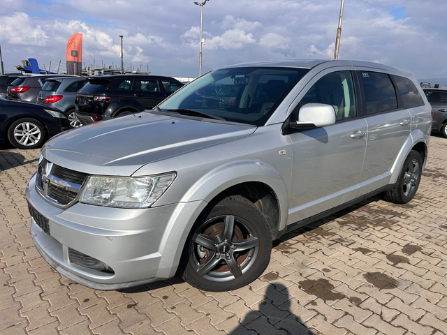 Dodge Journey 2.4i AVTOMAT/NAVI/KAMERA EURO 5 - автомобили, коли, обяви за нови и употребявани 0