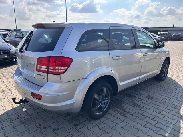 Dodge Journey 2.4i AVTOMAT/NAVI/KAMERA EURO 5 - автомобили, коли, обяви за нови и употребявани 5