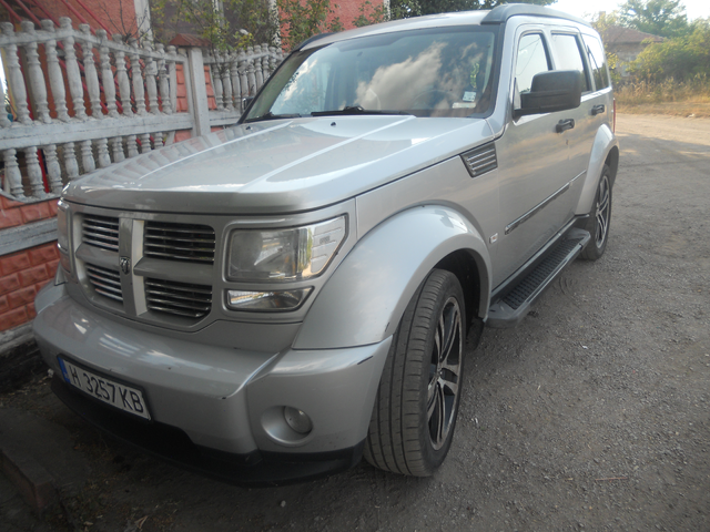 Dodge Nitro, 2010 г., 250 км, 170 к.с. - автомобили, коли, обяви за нови и употребявани 1