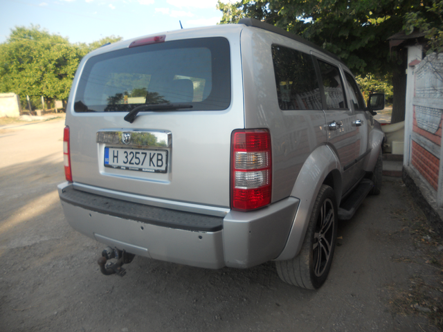 Dodge Nitro, 2010 г., 250 км, 170 к.с. - автомобили, коли, обяви за нови и употребявани 2