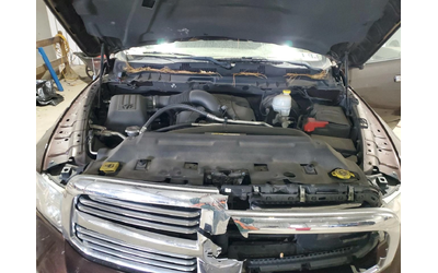 Dodge RAM 1500 5.7 HEMI V8 / 4×4 / Големи хромирани джанти / - автомобили, коли, обяви за нови и употребявани 10