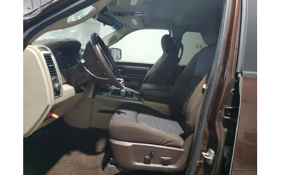 Dodge RAM 1500 5.7 HEMI V8 / 4×4 / Големи хромирани джанти / - автомобили, коли, обяви за нови и употребявани 6