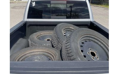 Dodge RAM 1500 * Laramie * ОБДУХВАНЕ * КОМПЛЕКТ ГУМИ - автомобили, коли, обяви за нови и употребявани 12