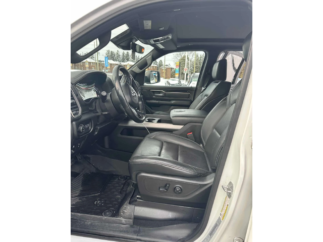 Dodge RAM 1500 | Sport 5.7L | 360 | CARFAX - автомобили, коли, обяви за нови и употребявани 5