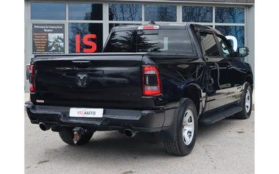 dodge-ram-1500-5-7-hemi-v8-crew-cab-long-4wd-kamera-podgrev - 3