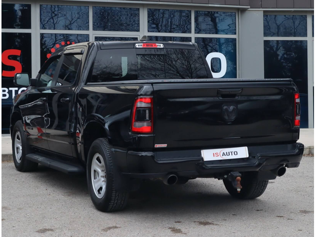 Dodge RAM 1500 5.7 HEMI V8/Crew Cab Long/4WD/Камера/Подгрев - автомобили, коли, обяви за нови и употребявани 5