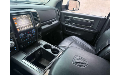 Dodge RAM 1500 * Sport * CARFAX * 5.7 HEMI - автомобили, коли, обяви за нови и употребявани 8