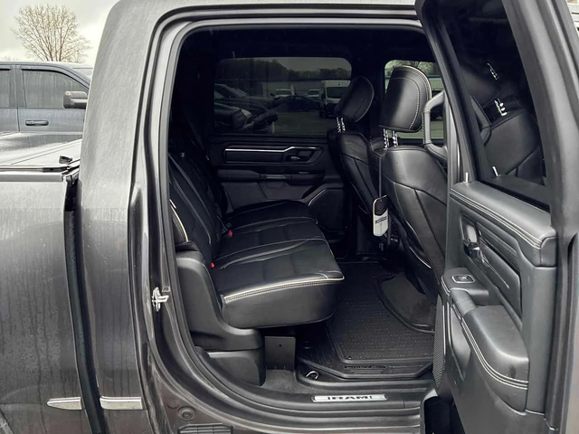 Dodge RAM Limited / КЛИП НА МОТОРА / ВЪЗДУХ - автомобили, коли, обяви за нови и употребявани 10