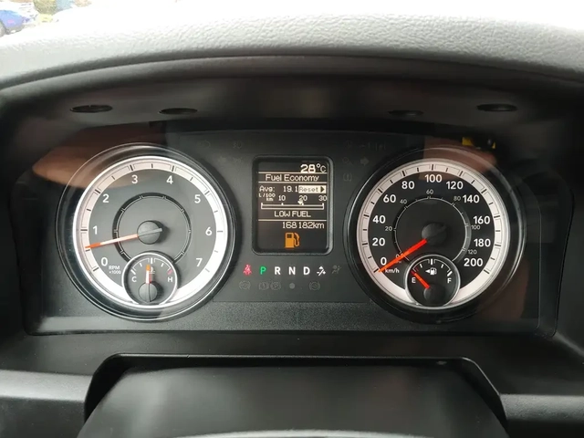 Dodge RAM 1500 Classic - автомобили, коли, обяви за нови и употребявани 8